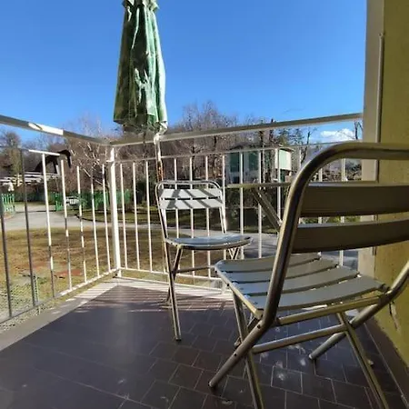 Apartment Tennis & Swim